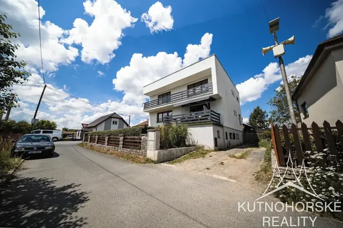 Prodej rodinného domu, Církvice, 154 m2