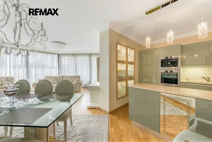 Prodej bytu 4+kk, Praha - Žižkov, Ke kapslovně, 133 m2