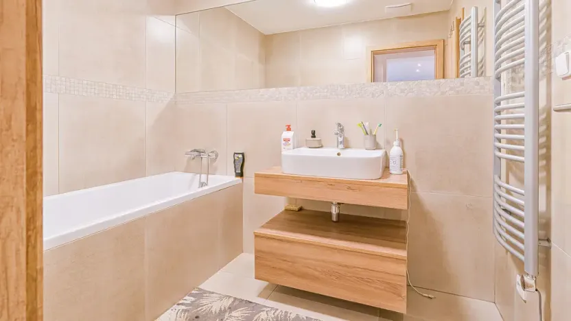 Pronájem bytu 3+kk, Hradec Králové - Věkoše, Věkošská, 74 m2