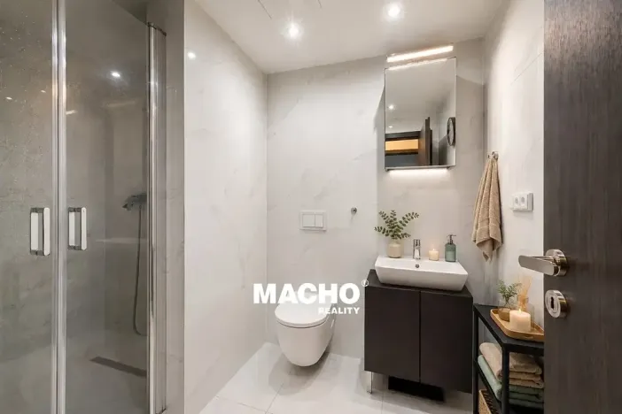 Pronájem bytu 2+kk, Praha - Modřany, Karasova, 50 m2