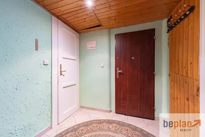 Pronájem bytu 2+1, Karlovy Vary, Moskevská, 60 m2