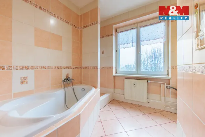 Pronájem bytu 3+1, Bukovany, 84 m2