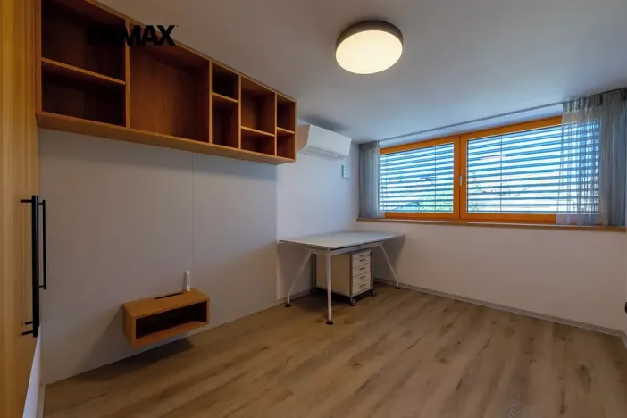 Prodej bytu 4+kk, Praha - Vysočany, Moravcových, 112 m2