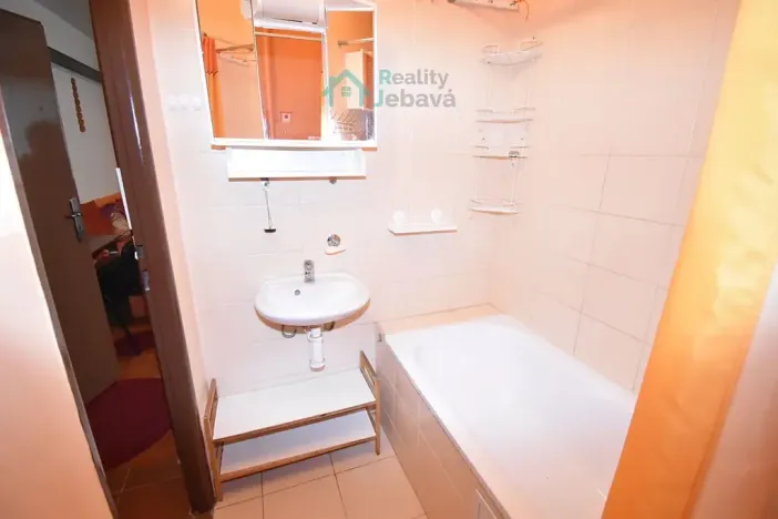 Pronájem bytu 1+1, Chrudim, U Stadionu, 36 m2