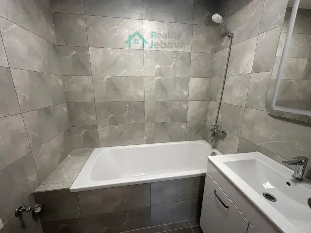 Pronájem bytu 3+1, Chrudim, U Stadionu, 64 m2