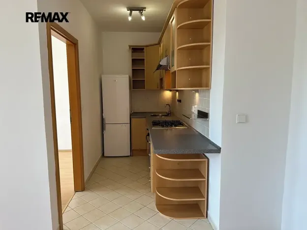 Pronájem bytu 2+kk, Vestec, Na Suchých, 43 m2