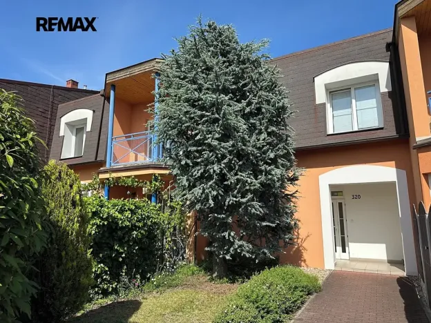 Pronájem bytu 2+kk, Vestec, Na Suchých, 43 m2
