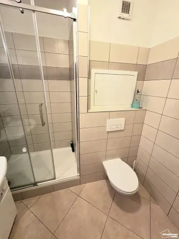 Pronájem bytu 2+kk, Praha - Kobylisy, Třeboradická, 48 m2