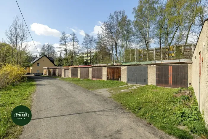 Pronájem garáže, Frýdlant nad Ostravicí, Emila Pajurka, 19 m2
