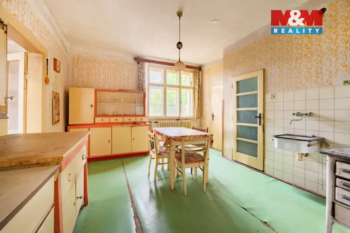 Prodej rodinného domu, Nové Strašecí, Nádražní, 164 m2