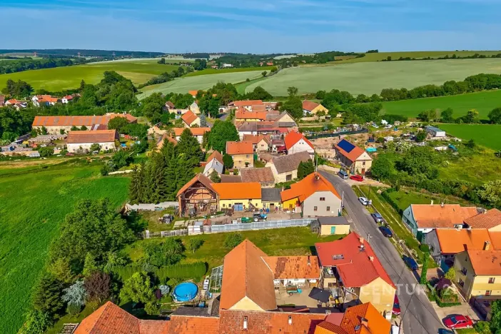 Prodej pozemku pro bydlení, Klobuky, 1088 m2