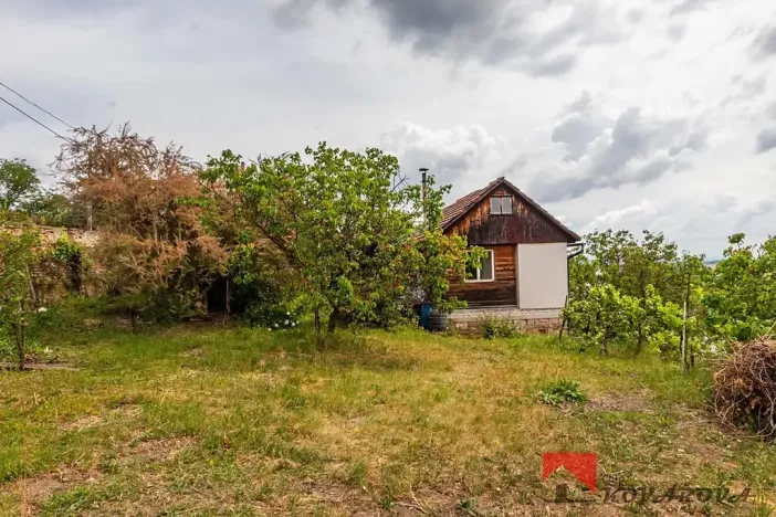 Prodej pozemku pro bydlení, Žalhostice, 2627 m2
