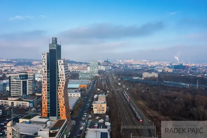 Prodej kanceláře, Brno, Pražákova, 272 m2