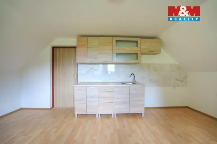 Prodej rodinného domu, Hutisko-Solanec - Solanec pod Soláněm, 180 m2