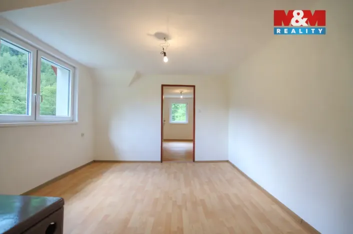 Prodej rodinného domu, Hutisko-Solanec - Solanec pod Soláněm, 180 m2