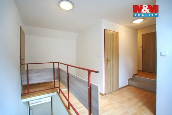 Prodej rodinného domu, Hutisko-Solanec - Solanec pod Soláněm, 180 m2