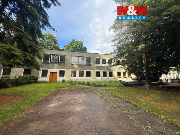 Pronájem obchodního prostoru, Děčín - Děčín III-Staré Město, Rakovnická, 150 m2