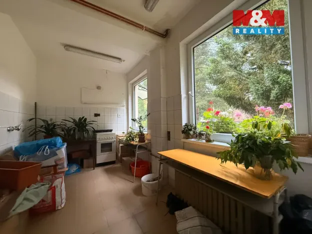 Pronájem obchodního prostoru, Děčín - Děčín III-Staré Město, Rakovnická, 150 m2