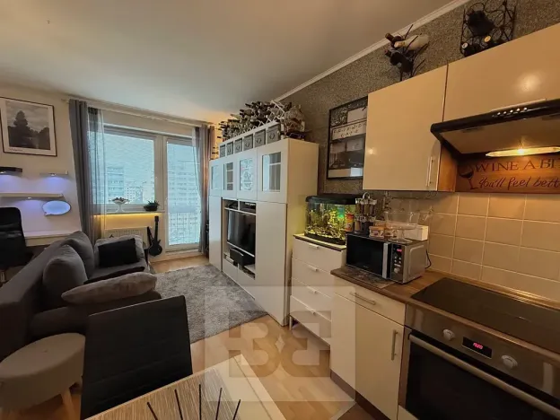 Pronájem bytu 1+kk, Praha - Letňany, Malkovského, 33 m2
