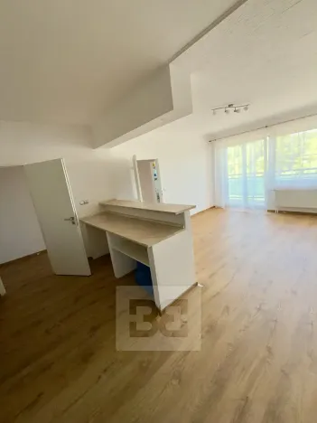 Pronájem bytu 2+kk, Kladno, Vojtěcha Lanny, 59 m2