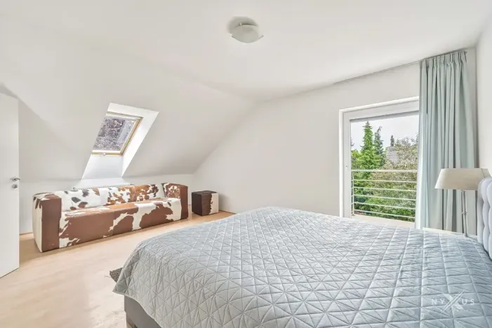 Pronájem rodinného domu, Dolní Břežany, V Úvozu, 420 m2