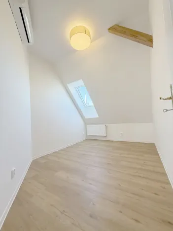 Pronájem bytu 4+kk, Praha, Vinohradská, 91 m2