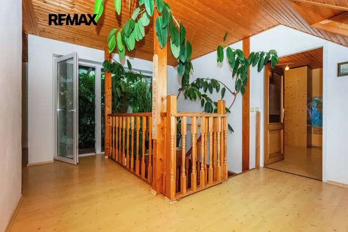 Prodej rodinného domu, Praha - Lipence, V roklích, 160 m2