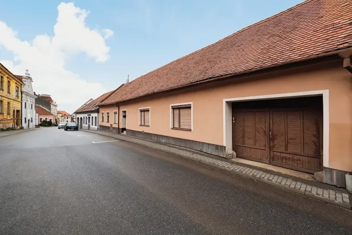 Prodej apartmánu, Mikulov, Koněvova, 80 m2