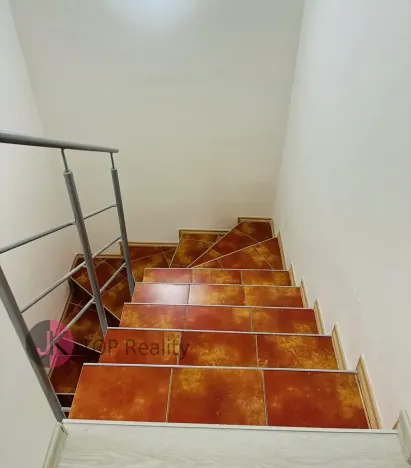 Pronájem rodinného domu, Praha - Uhříněves, Vlárská, 95 m2