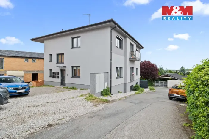 Prodej bytu 2+kk, Stochov, Zahradní, 62 m2