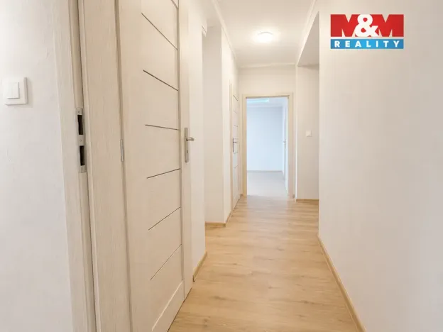 Prodej bytu 2+1, Ústí nad Labem - Bukov, Dukelských hrdinů, 52 m2
