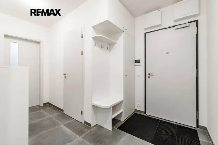 Pronájem bytu 3+kk, Praha - Hostivař, Nurmiho, 63 m2