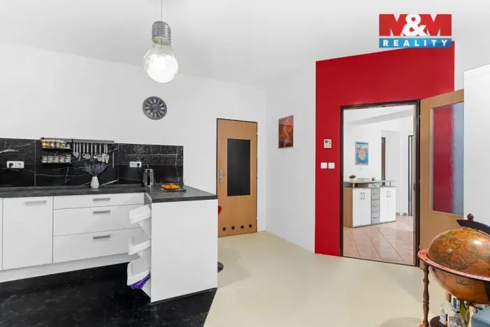 Prodej bytu 3+kk, Milovice - Mladá, Rakouská, 93 m2