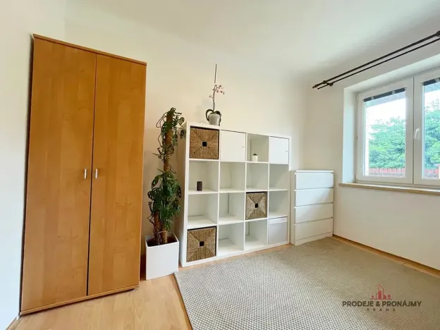 Pronájem bytu 1+1, Praha - Libeň, Za vodárnou, 30 m2