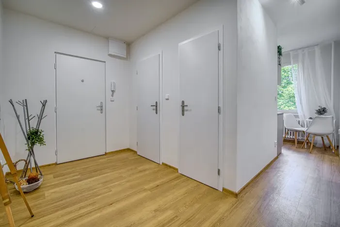 Pronájem bytu 2+1, Trutnov - Horní Staré Město, Pomněnková, 55 m2