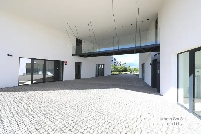Prodej obchodního prostoru, Praha - Hlubočepy, Dostalové, 51 m2