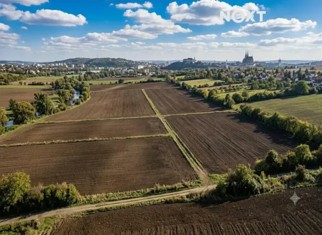 Prodej pole, Brno, 2422 m2