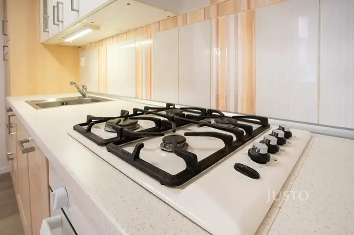 Pronájem bytu 2+kk, Praha - Vinohrady, Americká, 46 m2