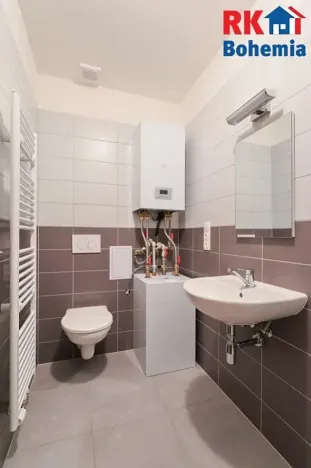 Pronájem bytu 1+kk, Český Brod, nám. Arnošta z Pardubic, 40 m2