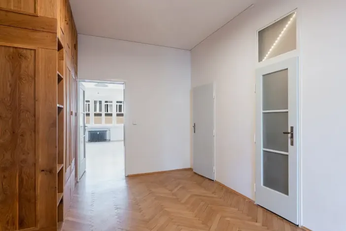Pronájem bytu 4+kk, Praha - Holešovice, Veverkova, 111 m2