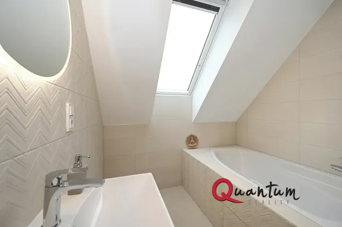 Pronájem kanceláře, Praha - Holyně, Za Knotkem, 79 m2