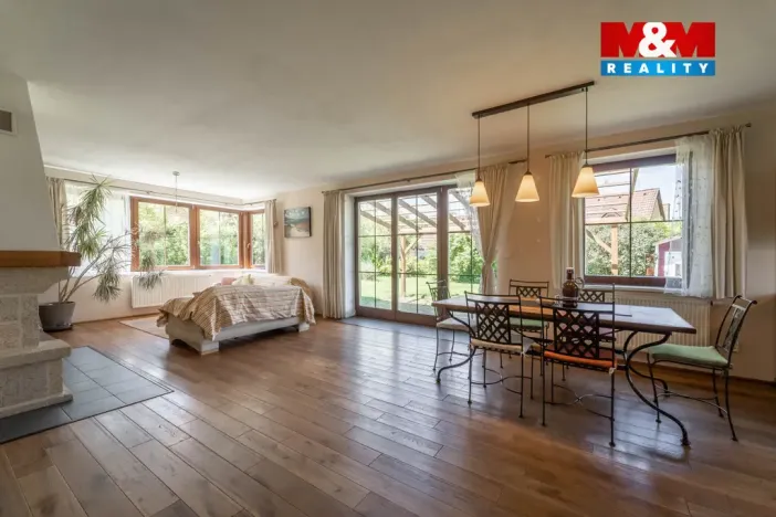 Prodej rodinného domu, Mořina, 240 m2