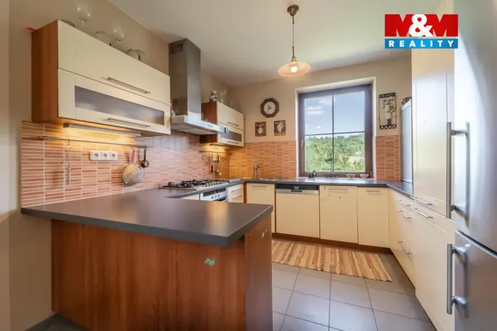 Prodej rodinného domu, Mořina, 240 m2