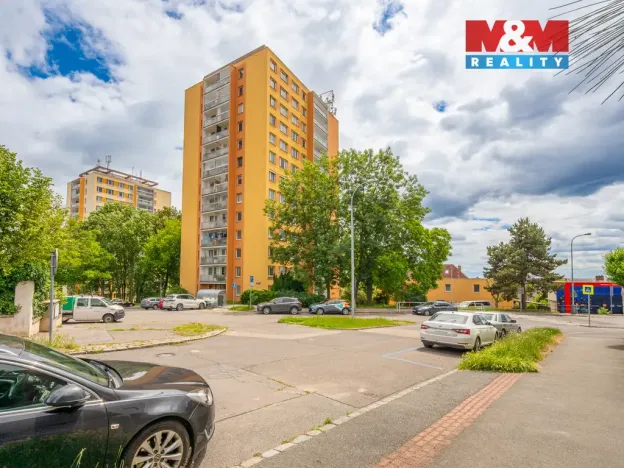 Prodej bytu 3+1, Praha - Kobylisy, Košťálkova, 66 m2