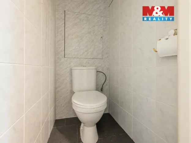Prodej bytu 3+1, Praha - Kobylisy, Košťálkova, 66 m2