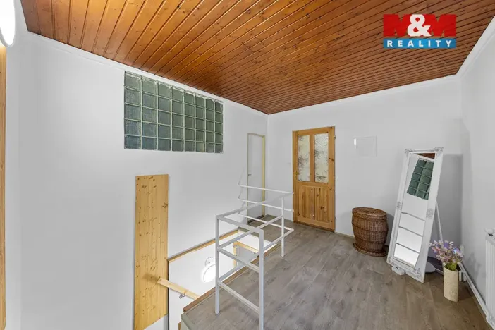 Prodej obchodního prostoru, Děčín - Děčín V-Rozbělesy, Ústecká, 741 m2