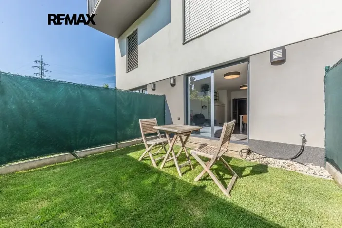 Prodej bytu 1+kk, Praha - Hloubětín, Za černým mostem, 31 m2