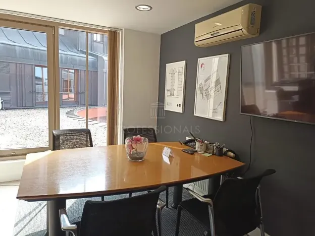 Pronájem kanceláře, Praha - Nové Město, Opletalova, 21 m2