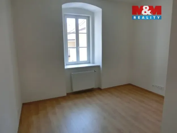 Pronájem bytu 1+kk, Mladá Boleslav - Mladá Boleslav I, Staroměstské náměstí, 22 m2
