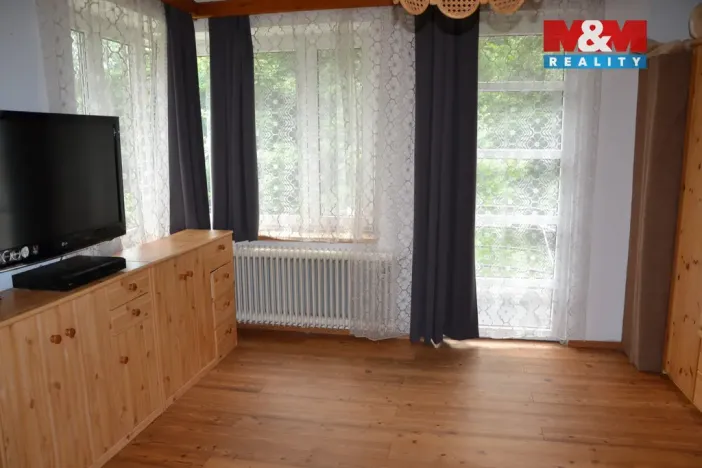 Prodej rodinného domu, Hronov - Velký Dřevíč, 250 m2